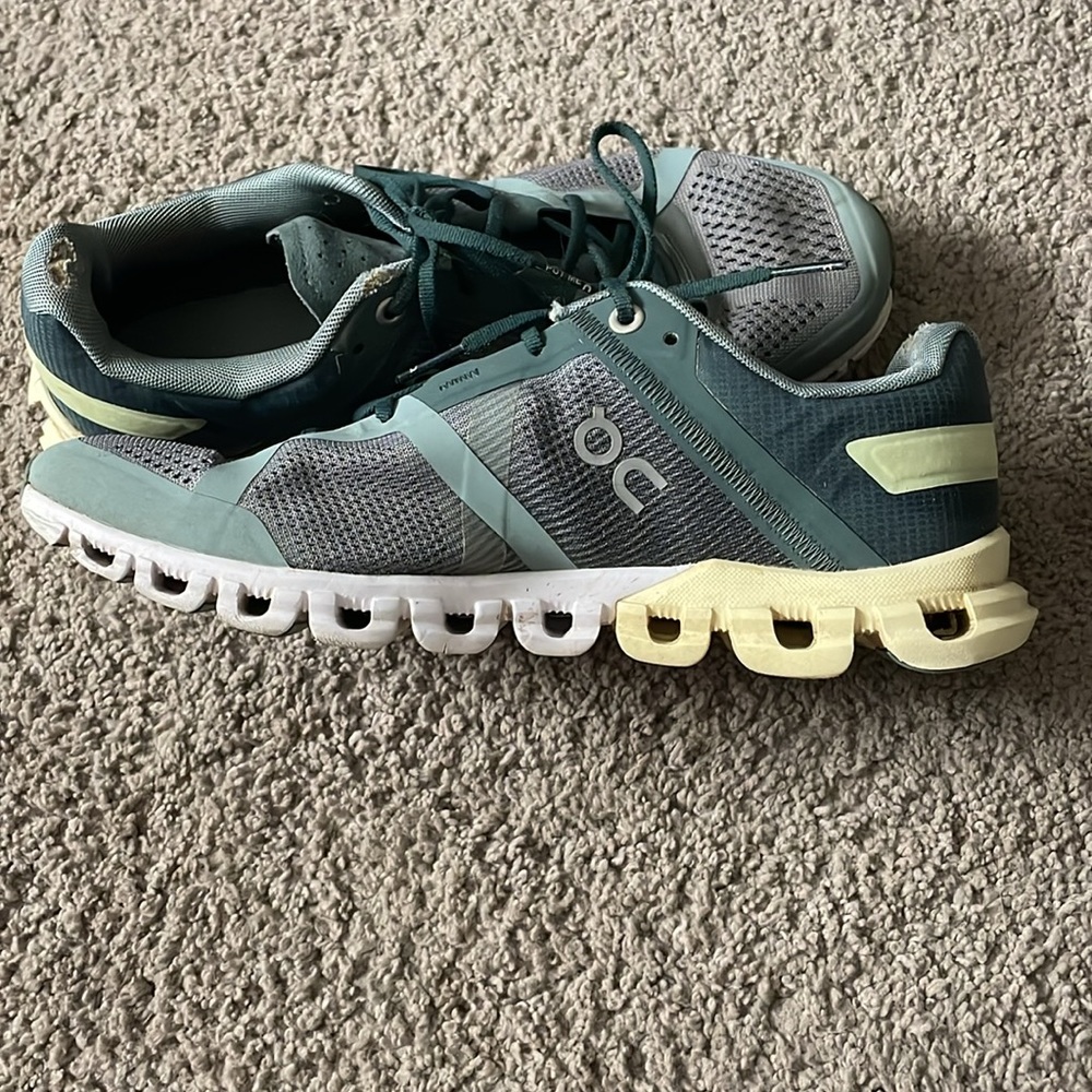 On Clouds Running Shoes - image 2